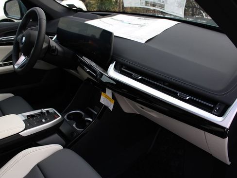 New 2026 BMW X1 xDrive28i w/ Technology Package image 48