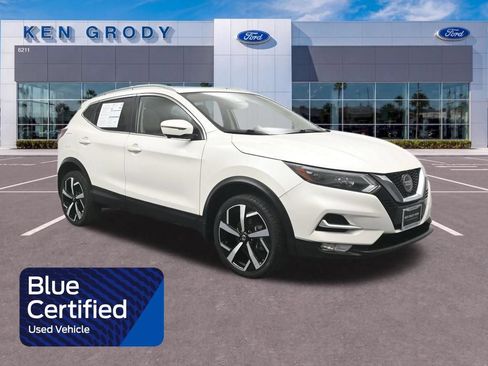 Used 2020 Nissan Rogue Sport SL w/ Premium Package FWD image 1