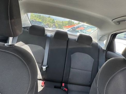 Used 2022 Kia Forte LXS image 25