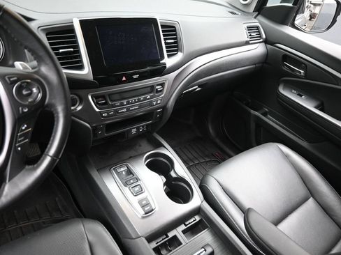 Used 2020 Honda Ridgeline RTL image 15