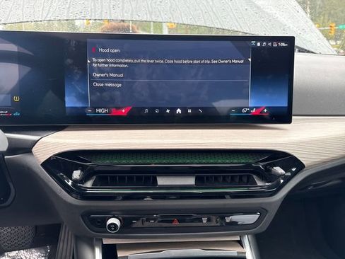 Used 2025 BMW 330i xDrive Sedan image 24