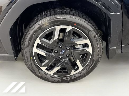 New 2026 Subaru Forester Limited AWD/4WD image 32