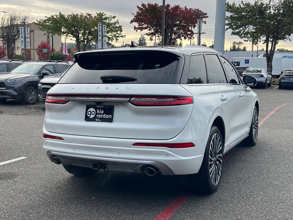 Used 2021 Lincoln Corsair Reserve AWD/4WD image 7