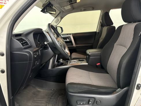 Used 2022 Toyota 4Runner SR5 image 13