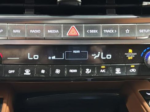 Used 2024 Kia Telluride SX Prestige X-Line AWD/4WD image 18