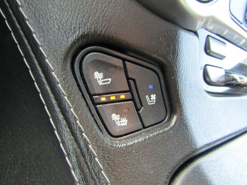 Used 2017 Chevrolet Tahoe Premier AWD/4WD image 35