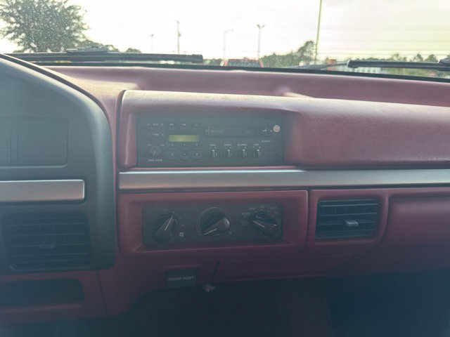 Used 1992 Ford F150 2WD Regular Cab image 14