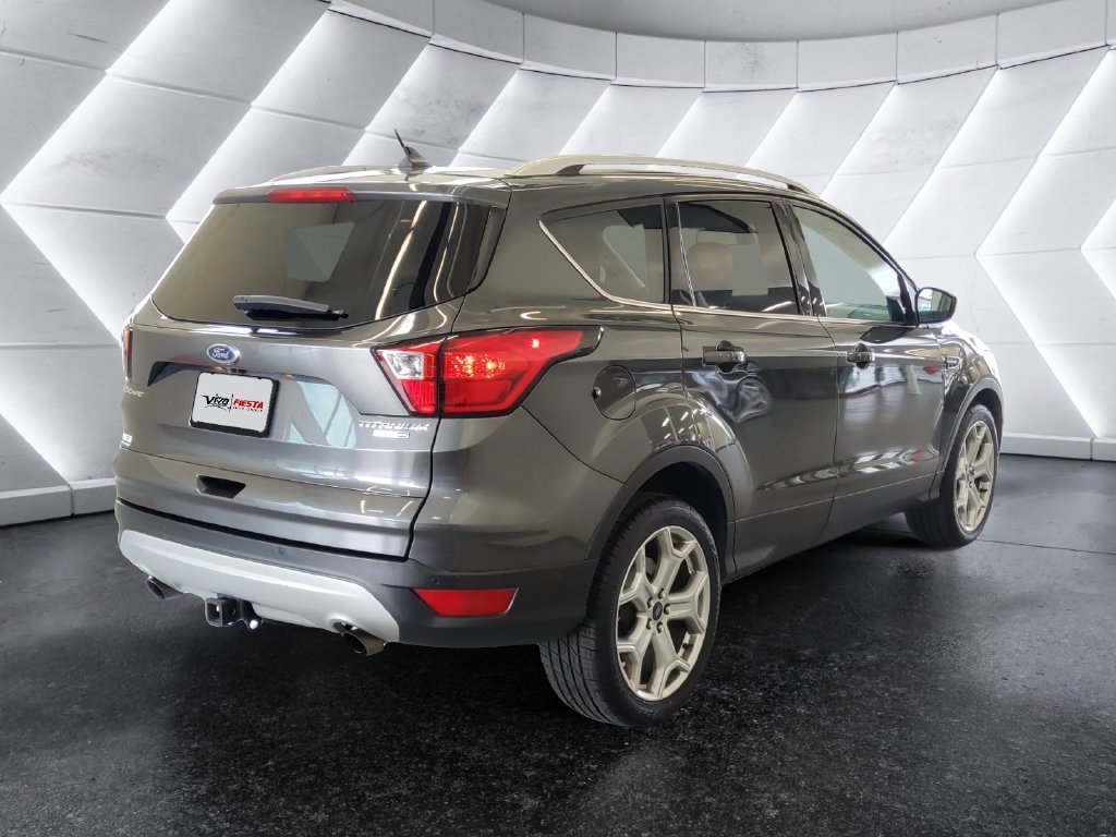 Used 2019 Ford Escape Titanium AWD/4WD image 4