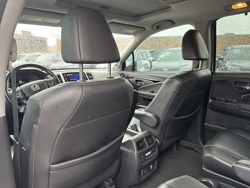 Used 2017 Honda Pilot Elite image 25