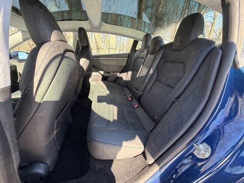 Used 2024 Tesla Model 3 image 14