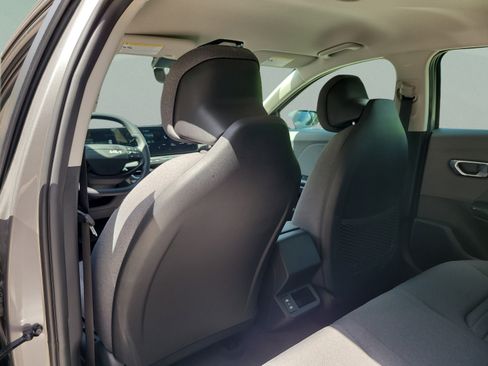 Certified 2025 Kia K4 EX FWD image 8