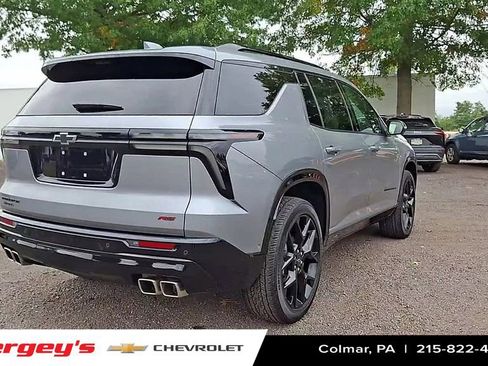 Certified 2024 Chevrolet Traverse RS w/ LPO, Floor Liner Package image 10