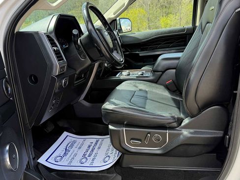 Used 2019 Ford Expedition Platinum AWD/4WD image 7