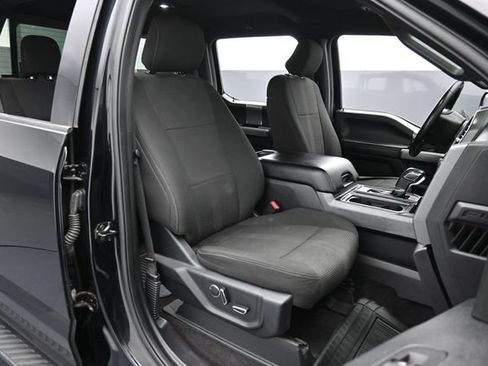 Used 2017 Ford F150 XLT w/ Equipment Group 302A Luxury AWD/4WD image 29