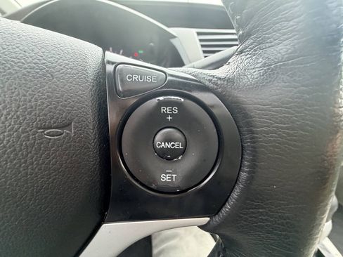 Used 2012 Honda Civic EX-L image 25