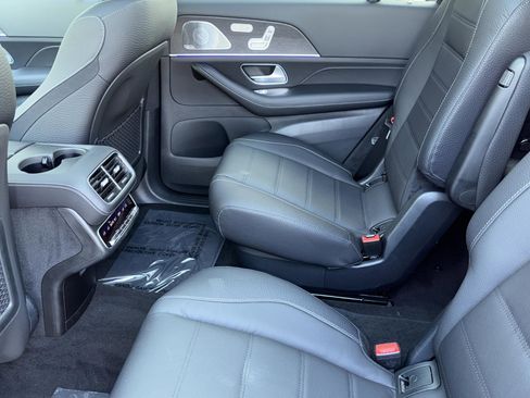 New 2026 Mercedes-Benz GLS 450 4MATIC image 48