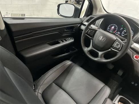 Certified 2025 Honda Odyssey EX-L image 12