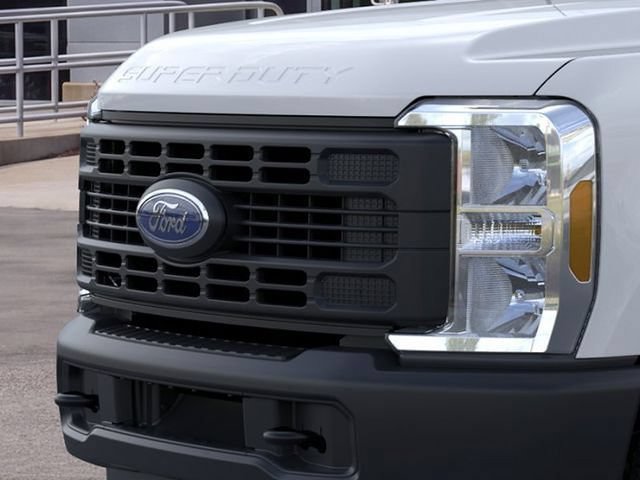 New 2026 Ford F250 XL w/ F-250 >10K GVWR Package AWD/4WD image 17