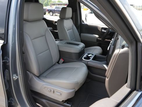 Used 2020 GMC Sierra 1500 SLT RWD image 24