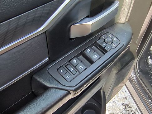 Used 2025 RAM 3500 Big Horn image 23