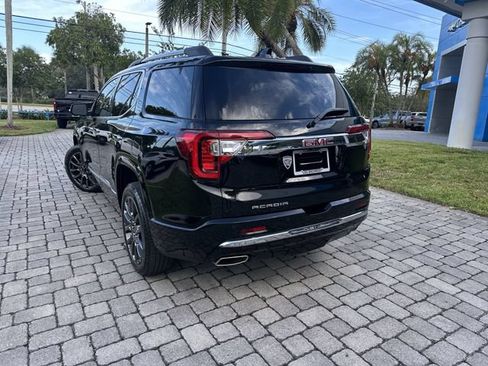 Used 2023 GMC Acadia Denali w/ Black Diamond Edition FWD image 12