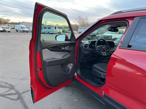 New 2026 Chevrolet TrailBlazer LT w/ Convenience Package image 17