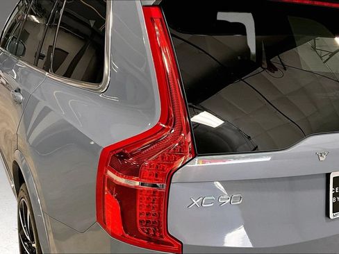 Used 2023 Volvo XC90 B6 Plus w/ Protection Package Premier AWD/4WD image 23