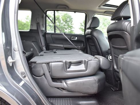 Used 2010 Honda Pilot Touring image 25