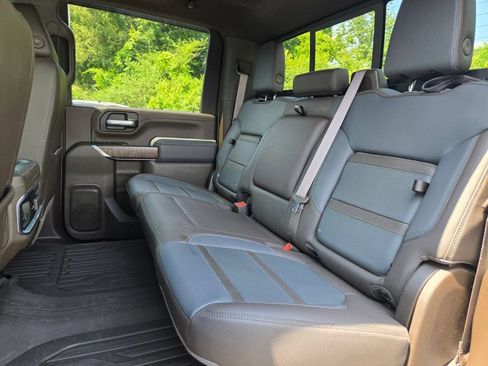 Used 2021 GMC Sierra 3500 Denali w/ Denali Ultimate Package AWD/4WD image 13