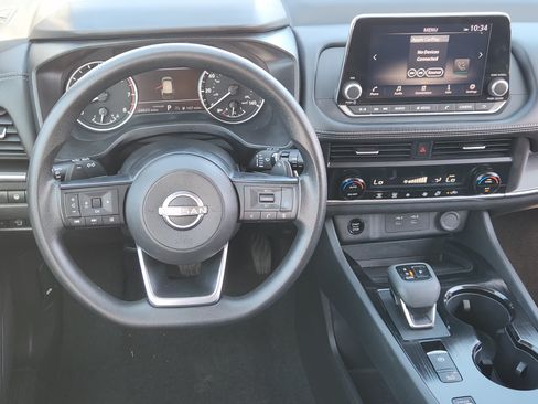 Used 2024 Nissan Rogue SV FWD image 26