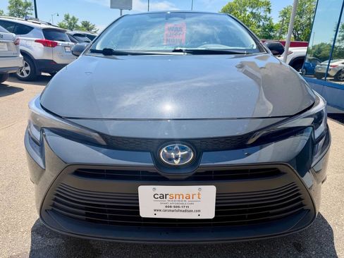Used 2024 Toyota Corolla LE FWD image 5