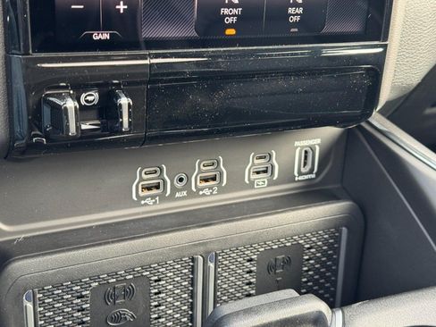 New 2026 RAM 1500 Laramie w/ Night Edition AWD/4WD image 21