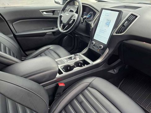 Used 2022 Ford Edge SEL w/ Convenience Package image 17