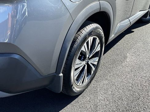 Used 2021 Nissan Rogue SV image 13