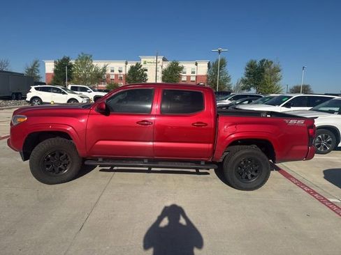 Used 2023 Toyota Tacoma SR image 6