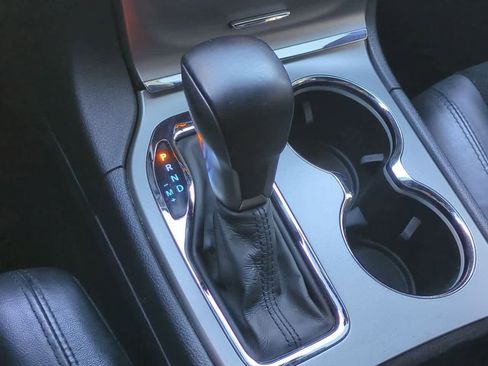 Used 2018 Jeep Grand Cherokee Altitude image 31