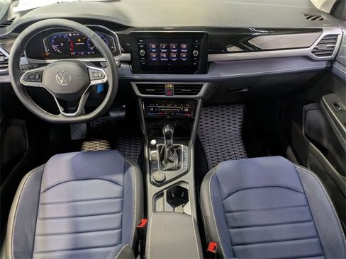 New 2025 Volkswagen Taos SEL image 19