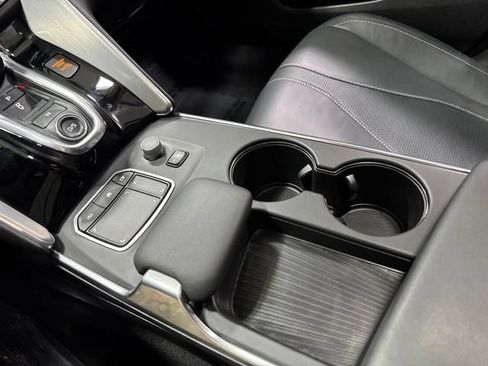 Used 2022 Acura TLX w/ Technology Package FWD image 23