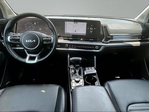 Certified 2025 Kia Sportage SX AWD/4WD image 7