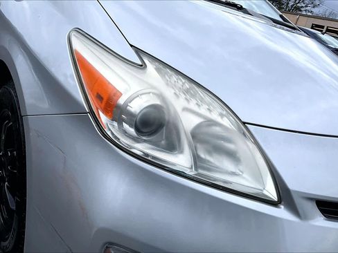 Used 2012 Toyota Prius Three image 25