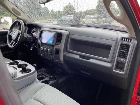 Used 2013 RAM 2500 Tradesman w/ Chrome Appearance Group image 18