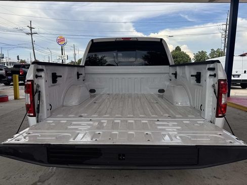Used 2018 Ford F150 XLT w/ Equipment Group 302A Luxury AWD/4WD image 9