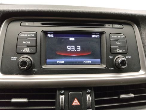 Used 2016 Kia Optima LX FWD image 25