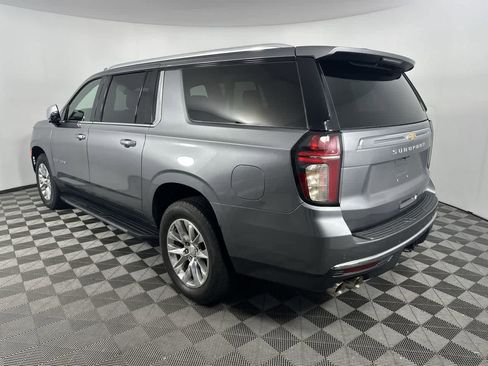 Used 2022 Chevrolet Suburban Premier w/ Premium Package RWD image 13