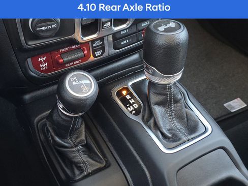 Used 2024 Jeep Wrangler Unlimited Rubicon image 26