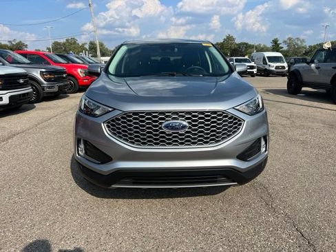 Used 2024 Ford Edge SEL w/ Convenience Package AWD/4WD image 2