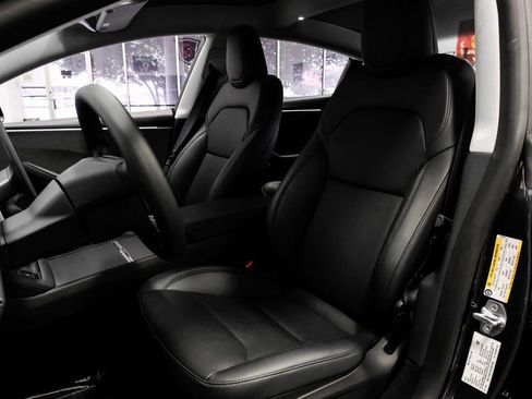 Used 2025 Tesla Model 3 Long Range image 32