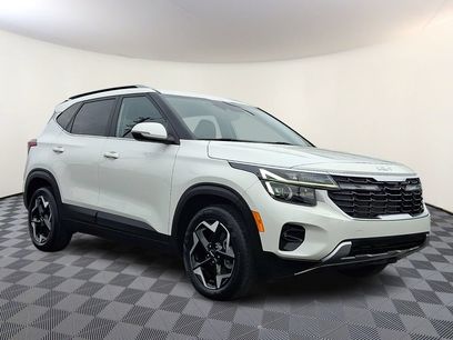 Used 2024 Kia Seltos EX
