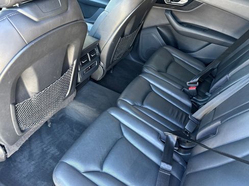Used 2017 Audi Q7 3.0T Premium Plus w/ Premium Plus Package AWD/4WD image 28