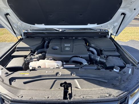 Used 2025 Lexus GX 550 image 38